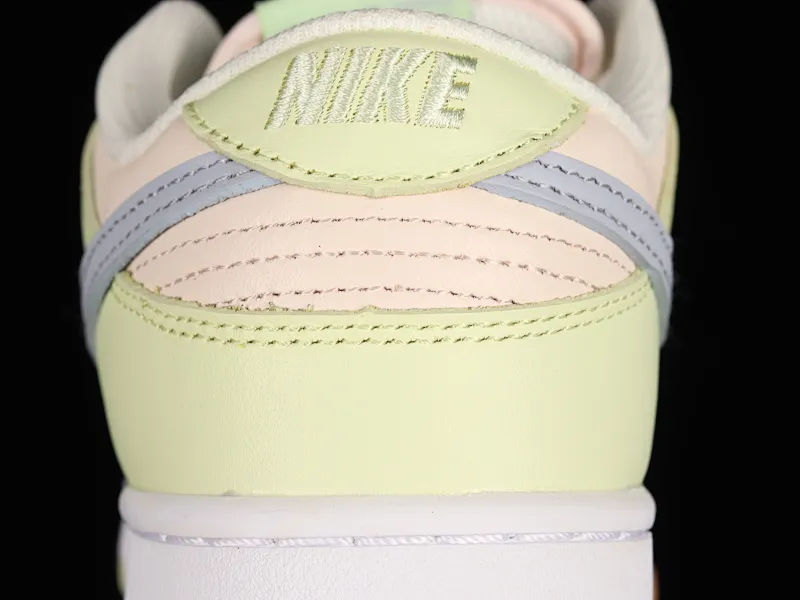 All Categories Nk SB Dunk Series Nk SB Dunk Low Low-top Sneakers J Version Nk SB Dunk Low Prm Ice Lemon Yellow Pink Color SB Smashed Backboard Fashion Casual Sneakers DD1503-600